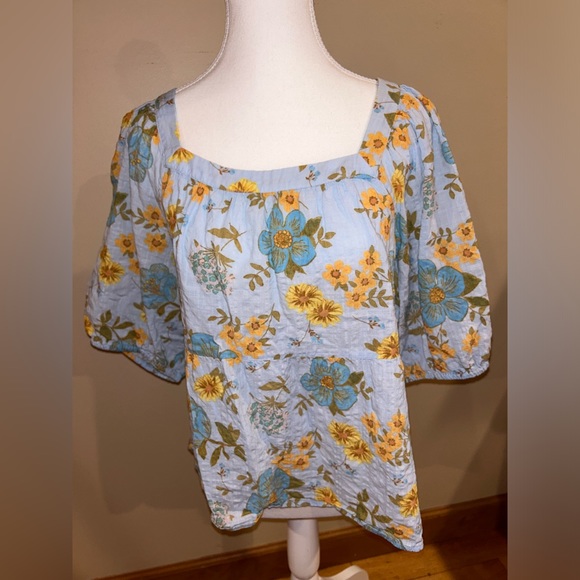 a.n.a Tops - Women’s Ana Brand Short Sleeve Floral Blouse SIZE XL